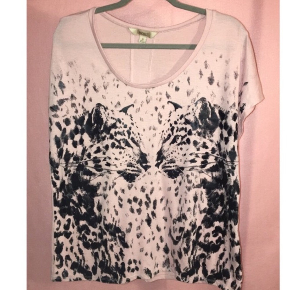 Decree pink cheetah t-shirt